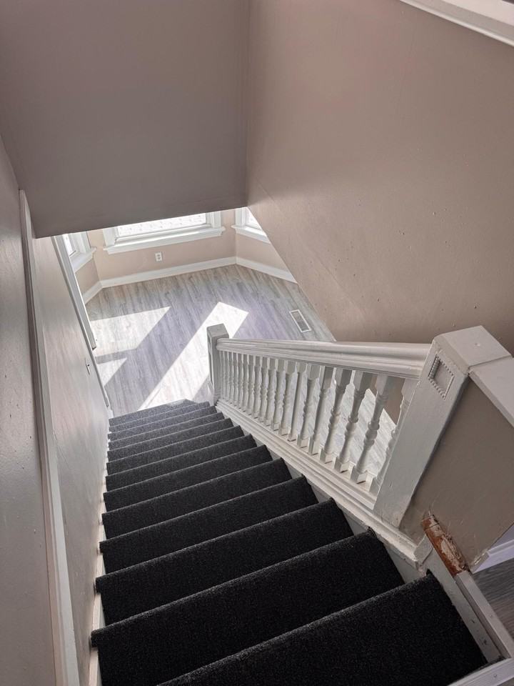 2212 F St - Photo 5 of 18