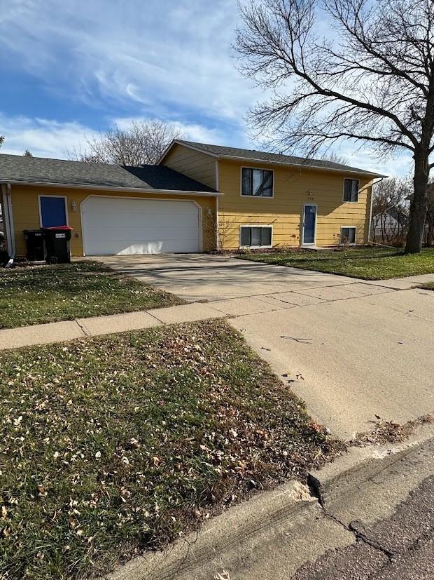 1000 S Lakota Ave