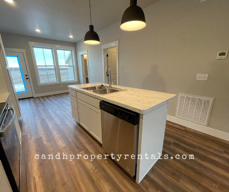 6075 Northstead Ave #1 - Photo 6 of 17