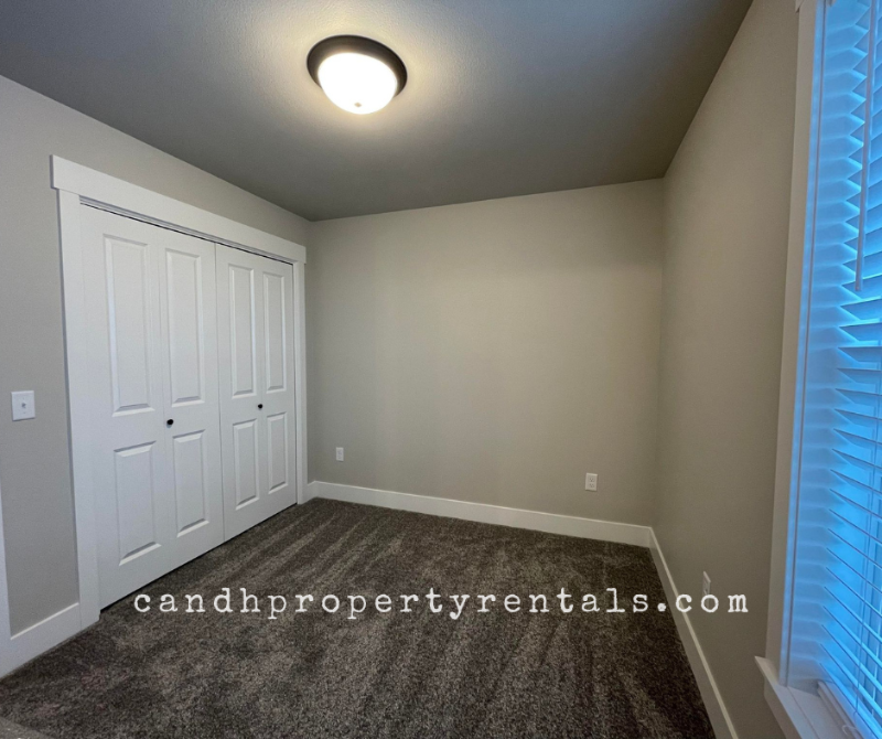 6075 Northstead Ave #1 - Photo 7 of 17