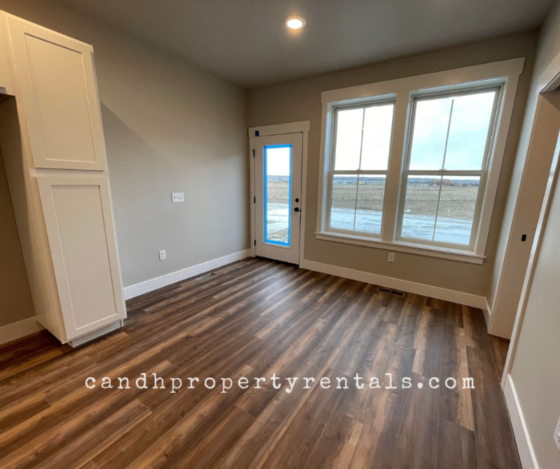 6075 Northstead Ave #1 - Photo 4 of 17