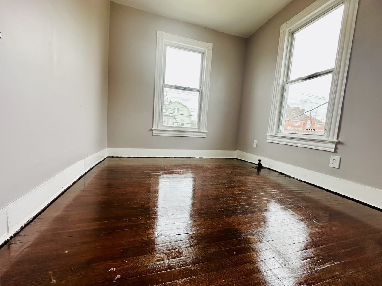 158 Montgomery St #2 - Photo 6 of 13