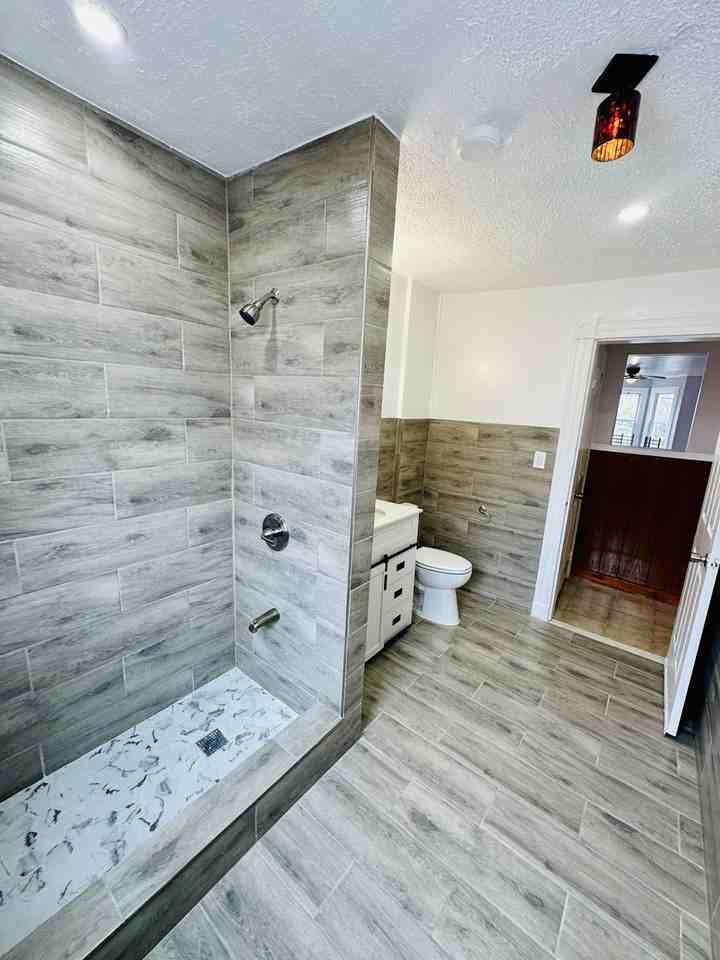 158 Montgomery St #2 - Photo 5 of 13