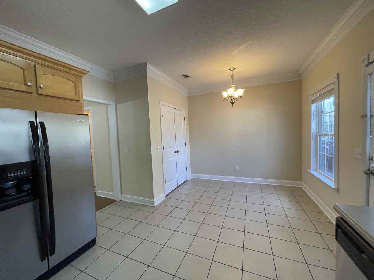504 Bradwell St - Photo 5 of 18
