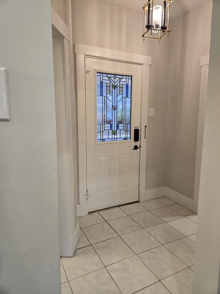 2342 Kings Avenue - Photo 2 of 30