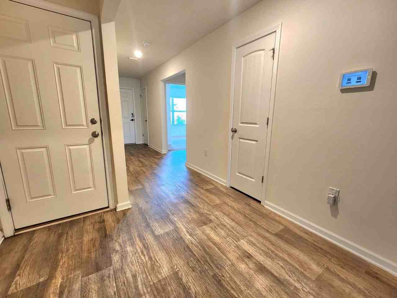 7457 Steeplechase Blvd - Photo 2 of 30