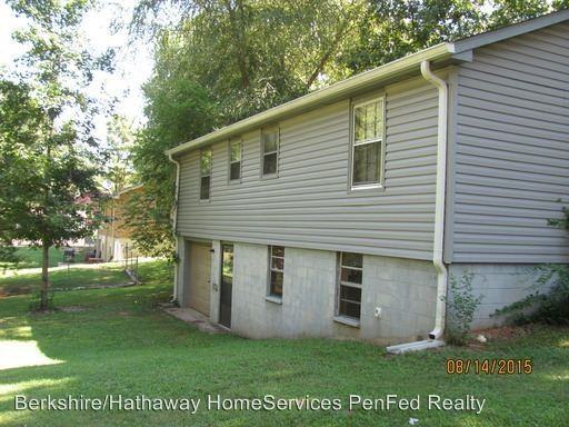 348 Golden Dr - Photo 3 of 13