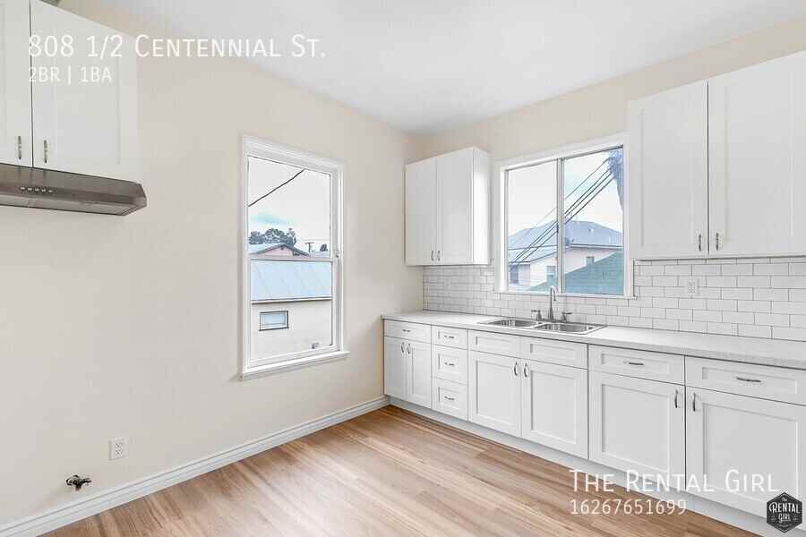808 1/2 Centennial St - Photo 2 of 22