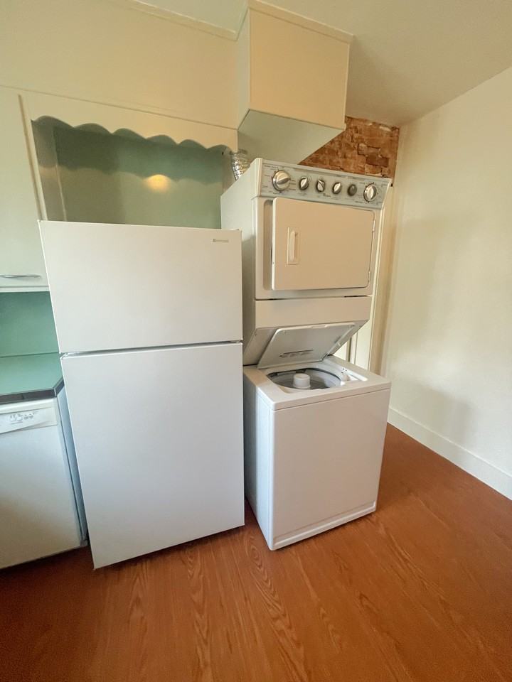 528 Penn Avenue #2 - Photo 3 of 22