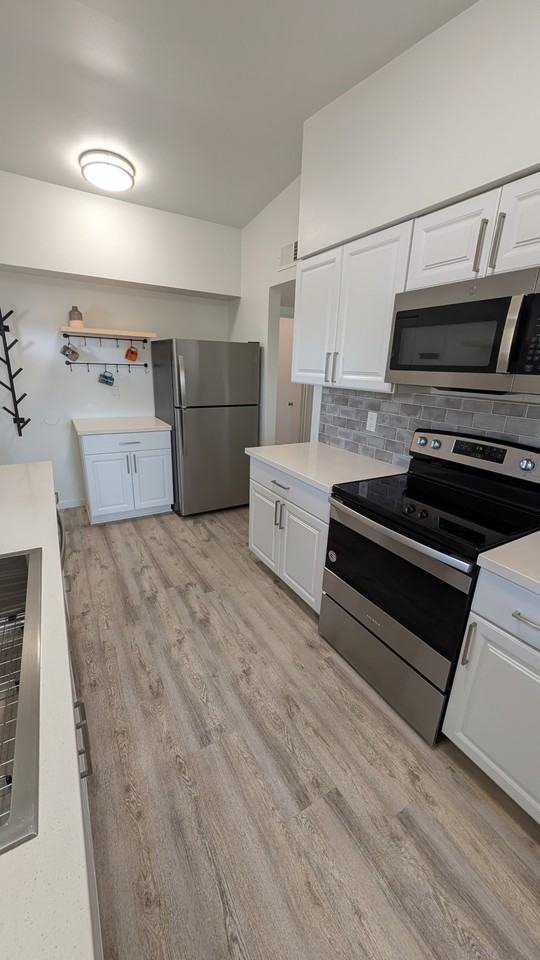 950 N Craycroft Rd #NA - Photo 3 of 33