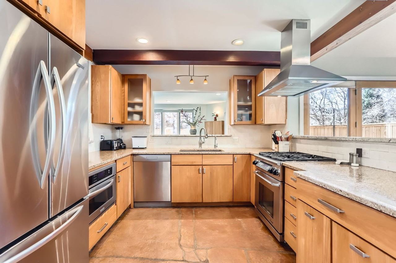 730 Grape Ave - Photo 2 of 28