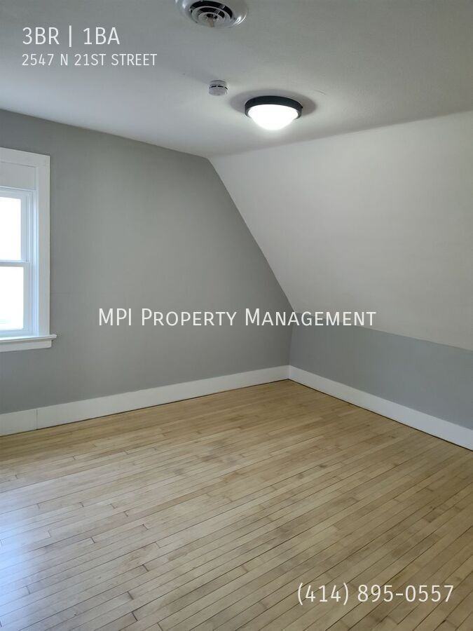 2547 N 21st St - Photo 3 of 7