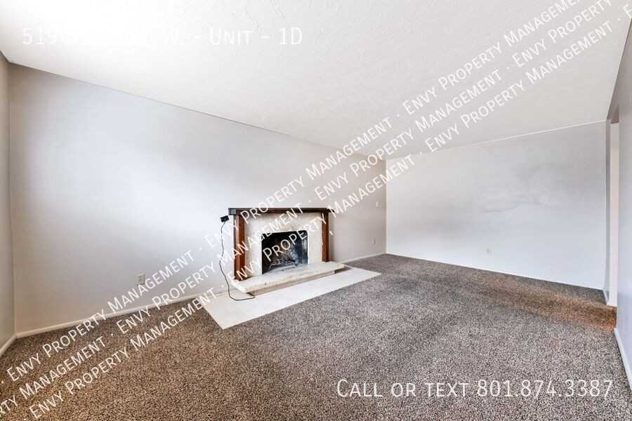 5194 S 1950 W #1D - Photo 2 of 15