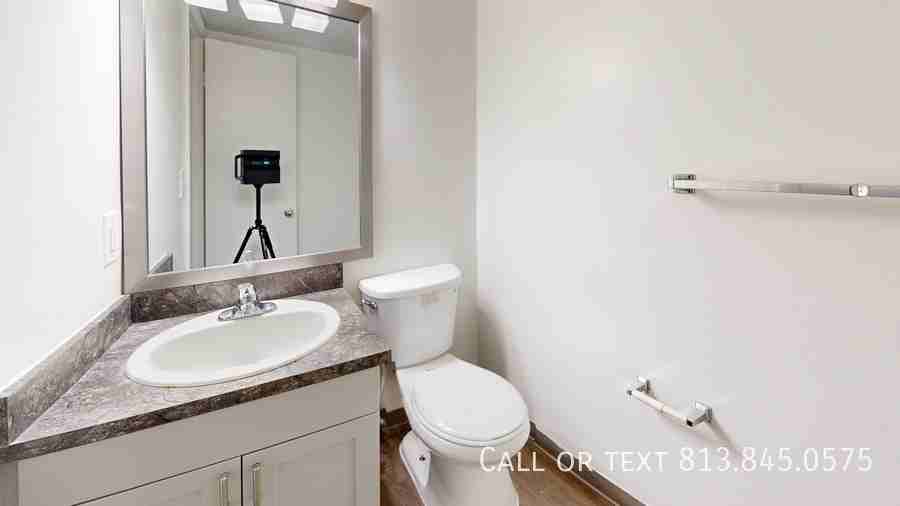 2204 Blue Spruce Way - Photo 3 of 8