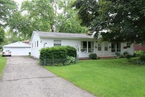 featured image of 2017 Cameron Dr #1