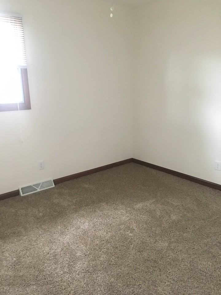 2017 Cameron Dr #1 - Photo 7 of 9