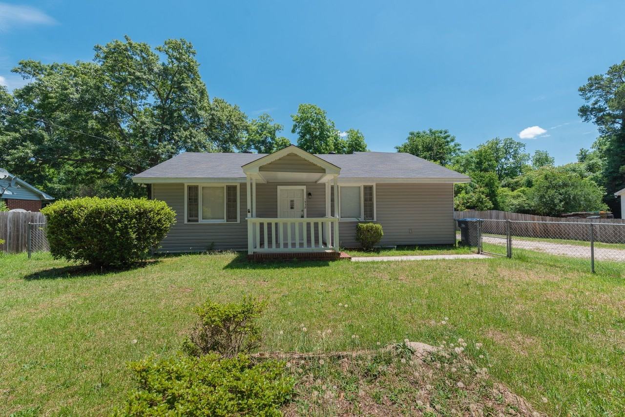 1938 George Rd - Photo 2 of 28