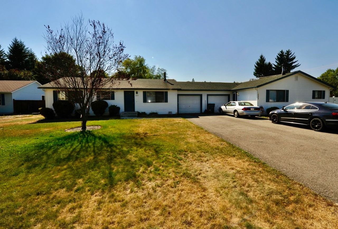 10371 N Hillview Dr - Photo 2 of 31