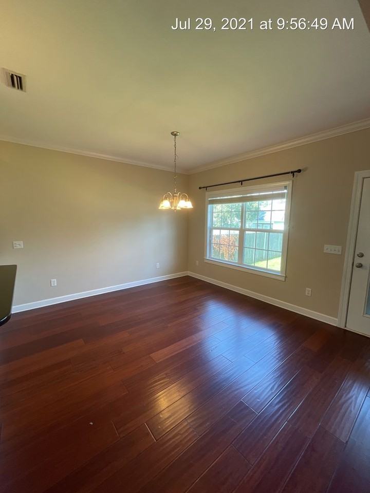 121 Belvedere Ln - Photo 3 of 14