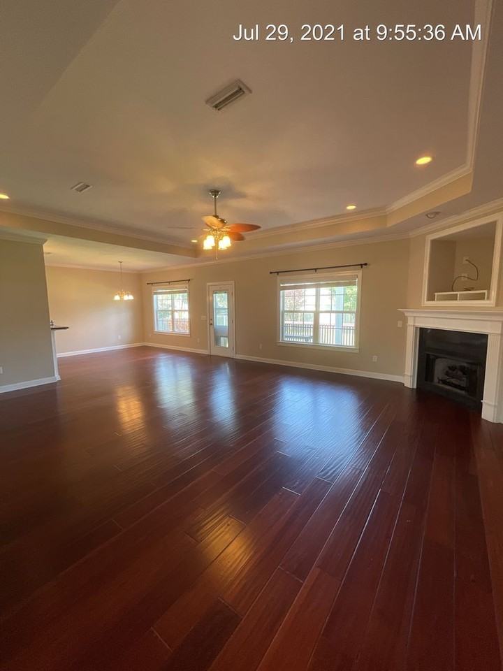 121 Belvedere Ln - Photo 4 of 14