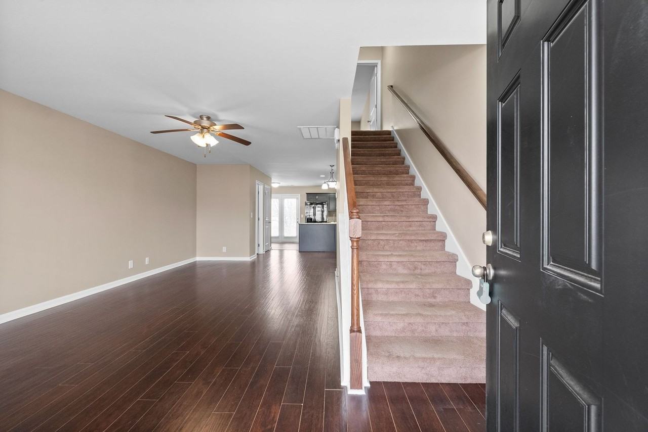 43 Ellington Ter - Photo 3 of 22
