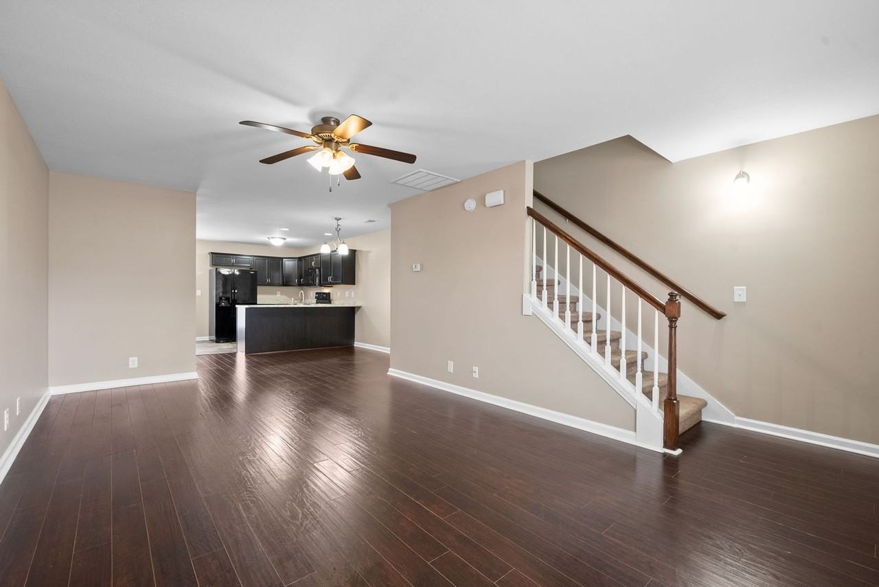 43 Ellington Ter - Photo 4 of 22