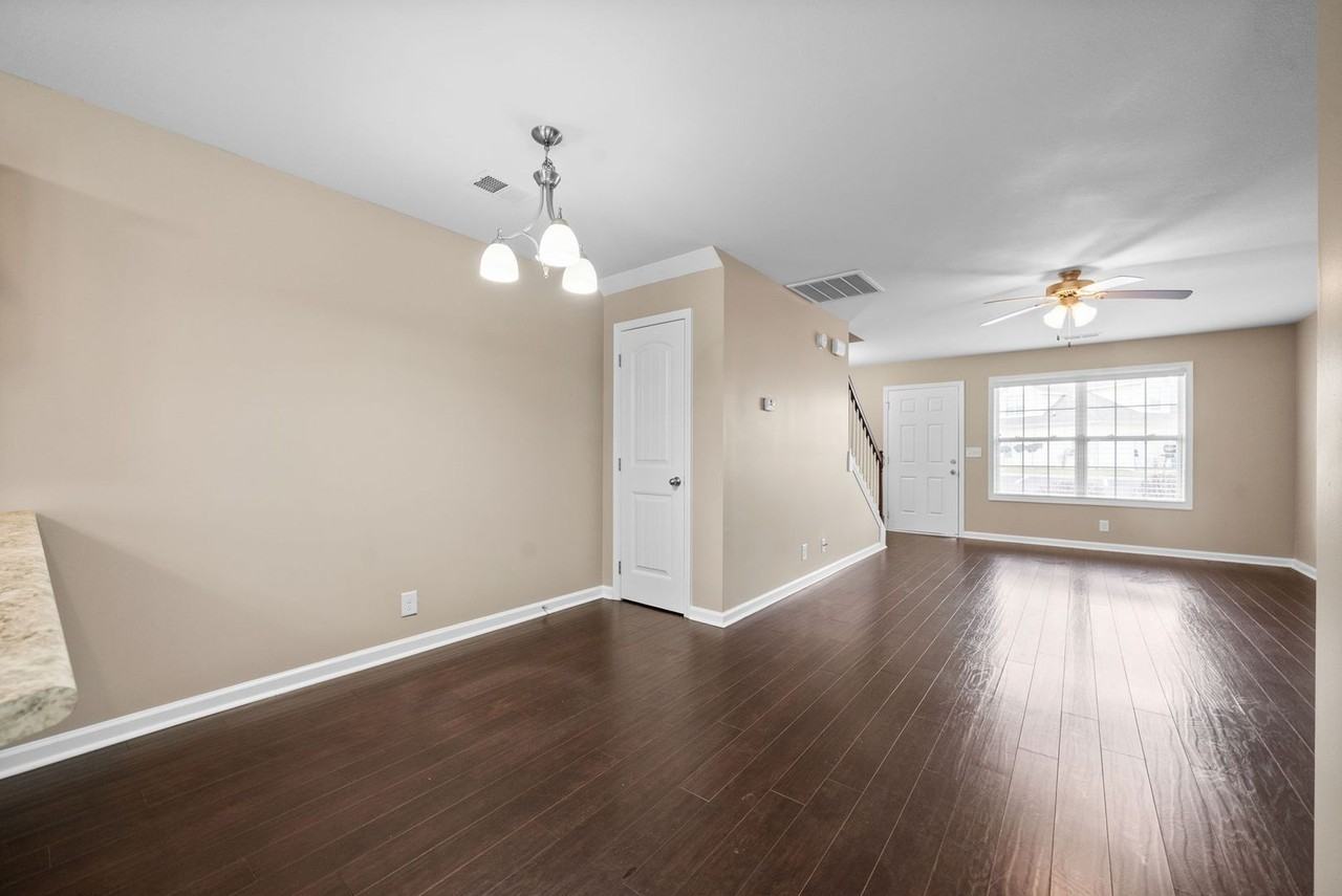 43 Ellington Ter - Photo 6 of 22