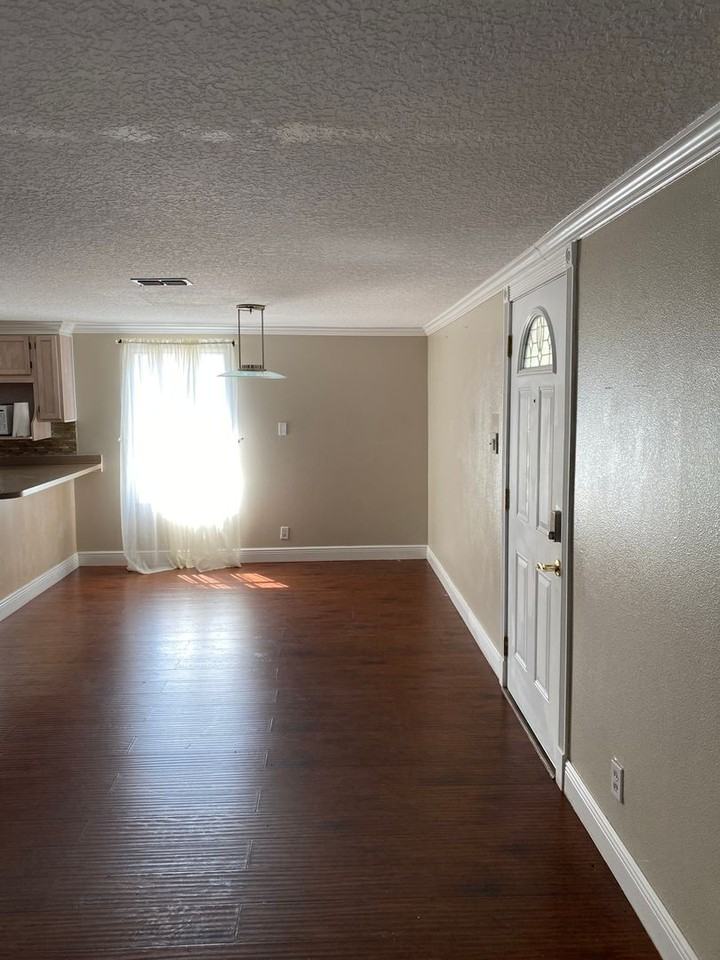 313 S Observatory Dr - Photo 7 of 22