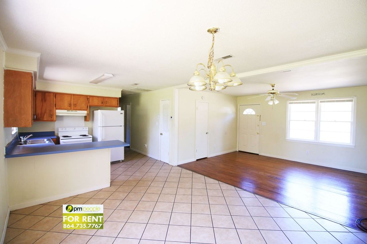 209 Old Bramlett Rd - Photo 3 of 23