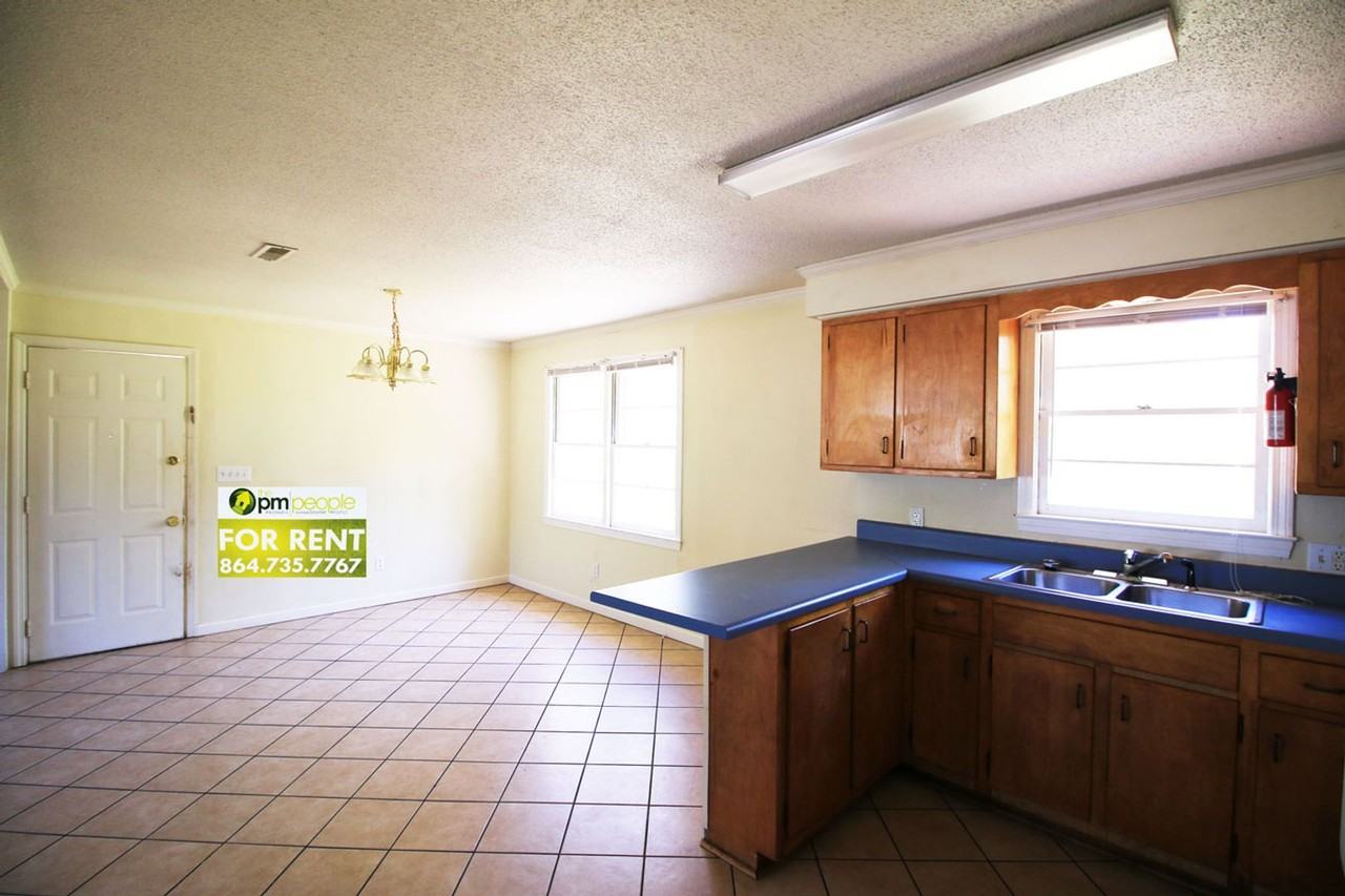 209 Old Bramlett Rd - Photo 5 of 23