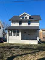 featured image of 702 W Murphy St