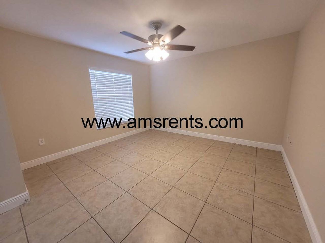 149 Conch Dr - Photo 6 of 40