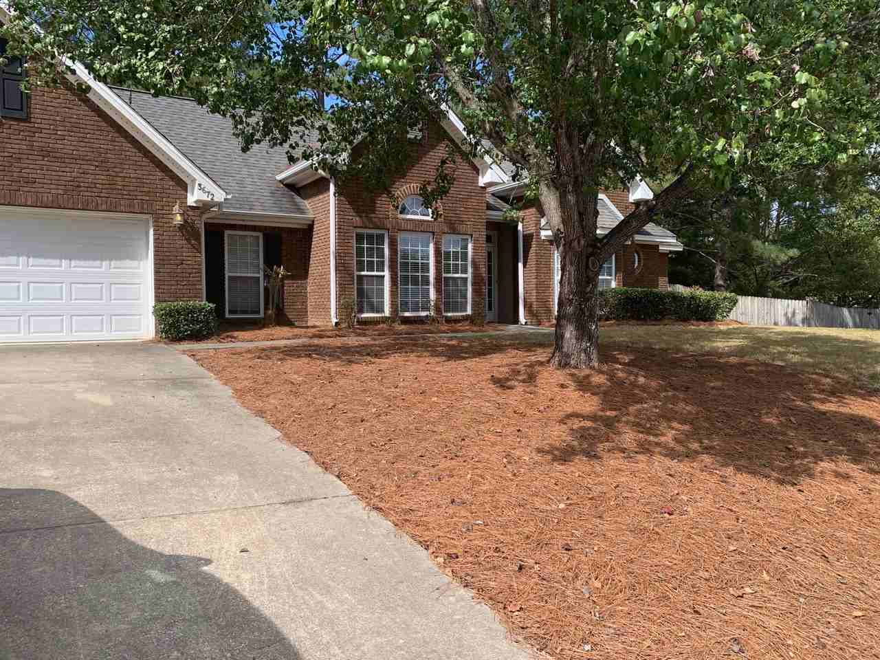 3672 Hawthorne Ct - Photo 3 of 21