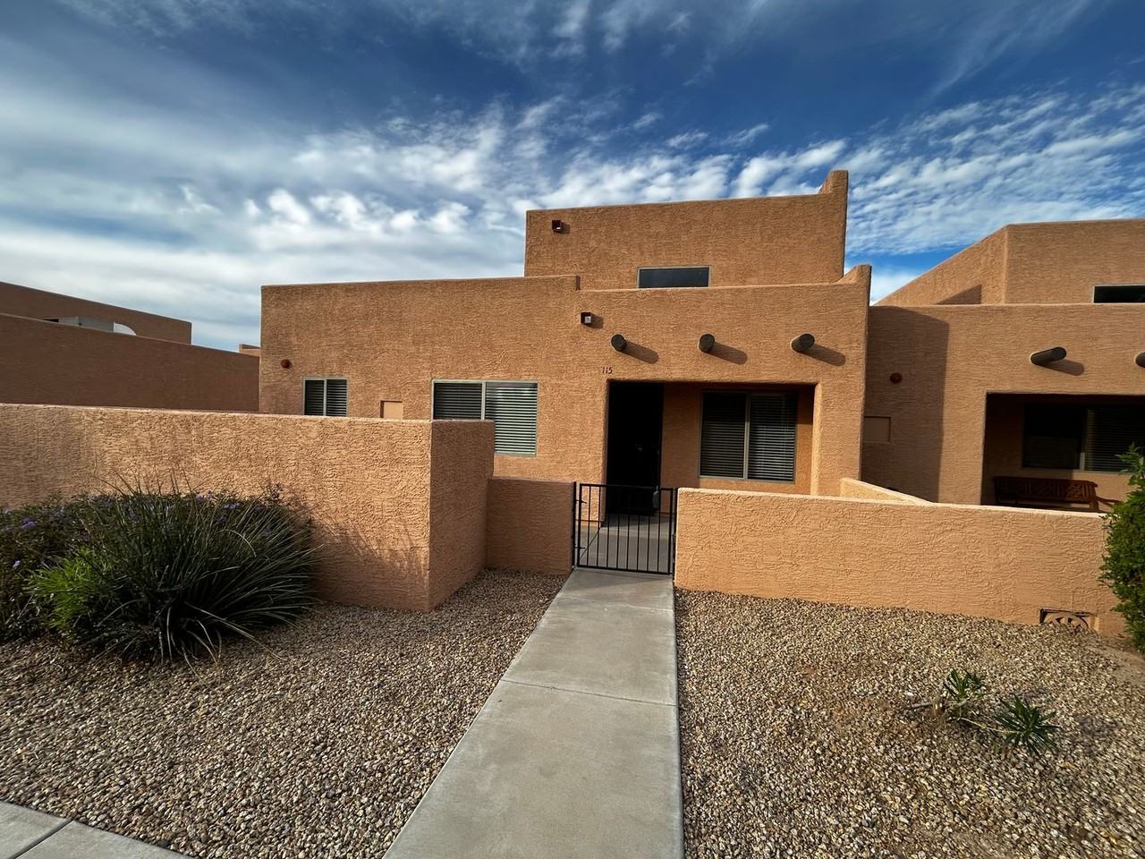 8940 W Olive Ave #115