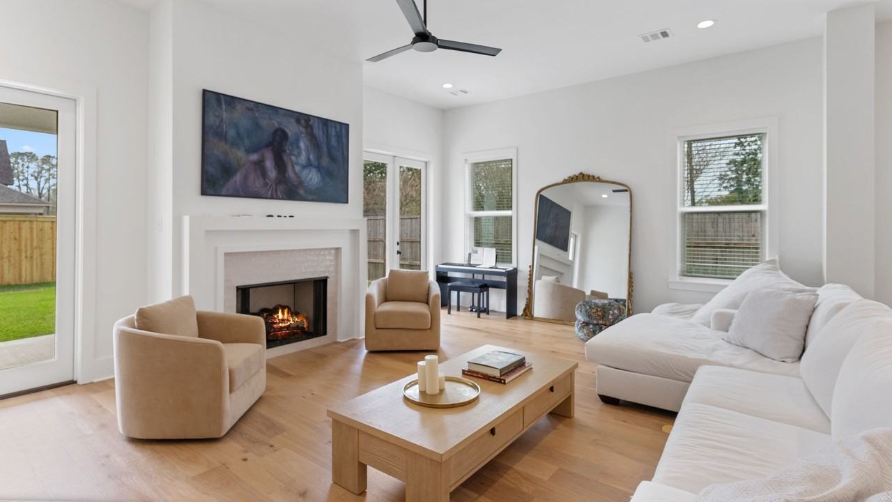 5104 Mclain Way - Photo 3 of 12