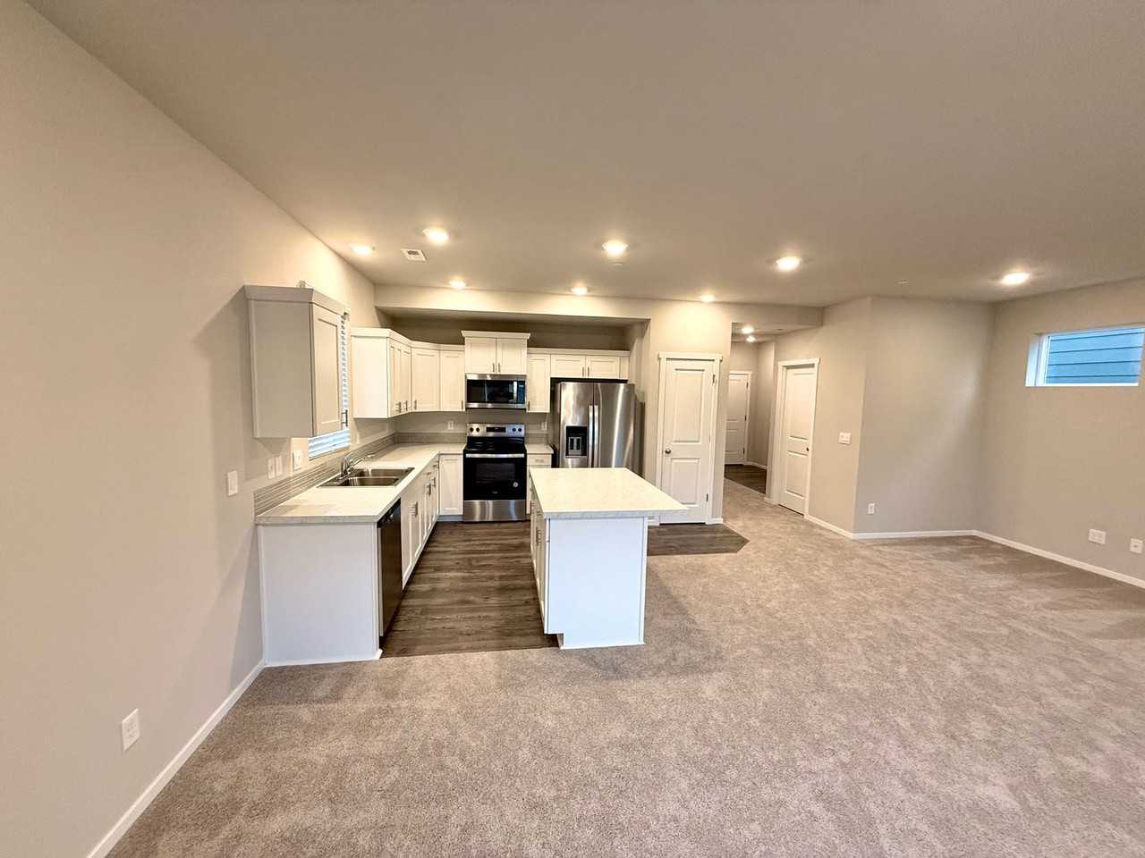 4218 Pronghorn Pl - Photo 2 of 18