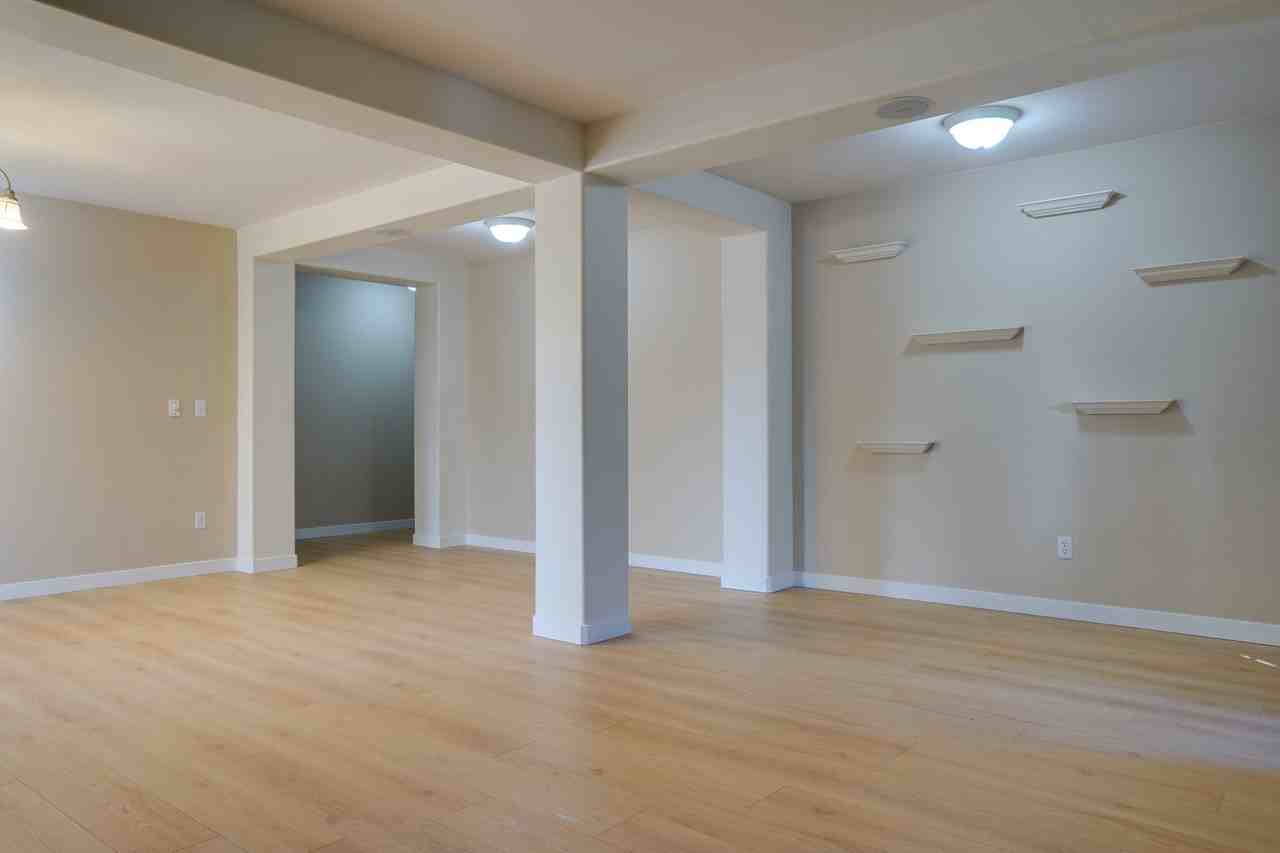 17821 Se 259th St - Photo 3 of 30