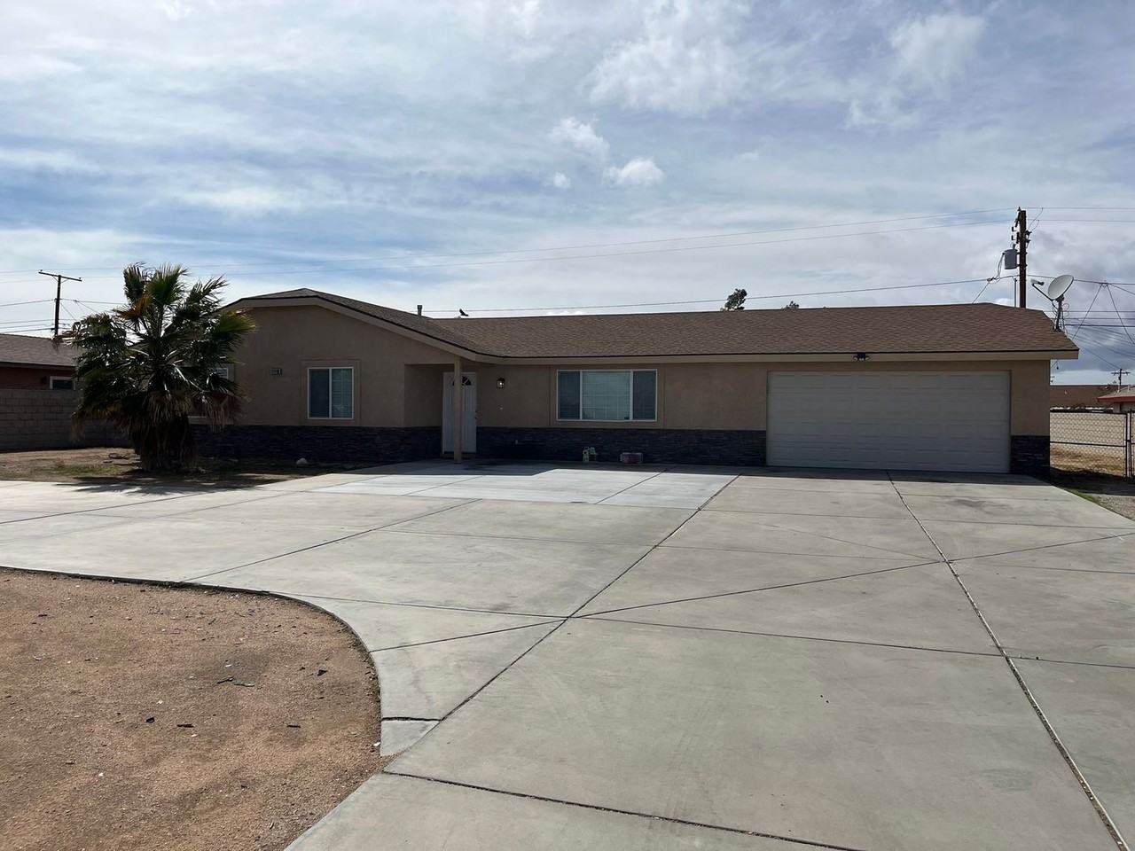 12440 Central Rd - Photo 2 of 22