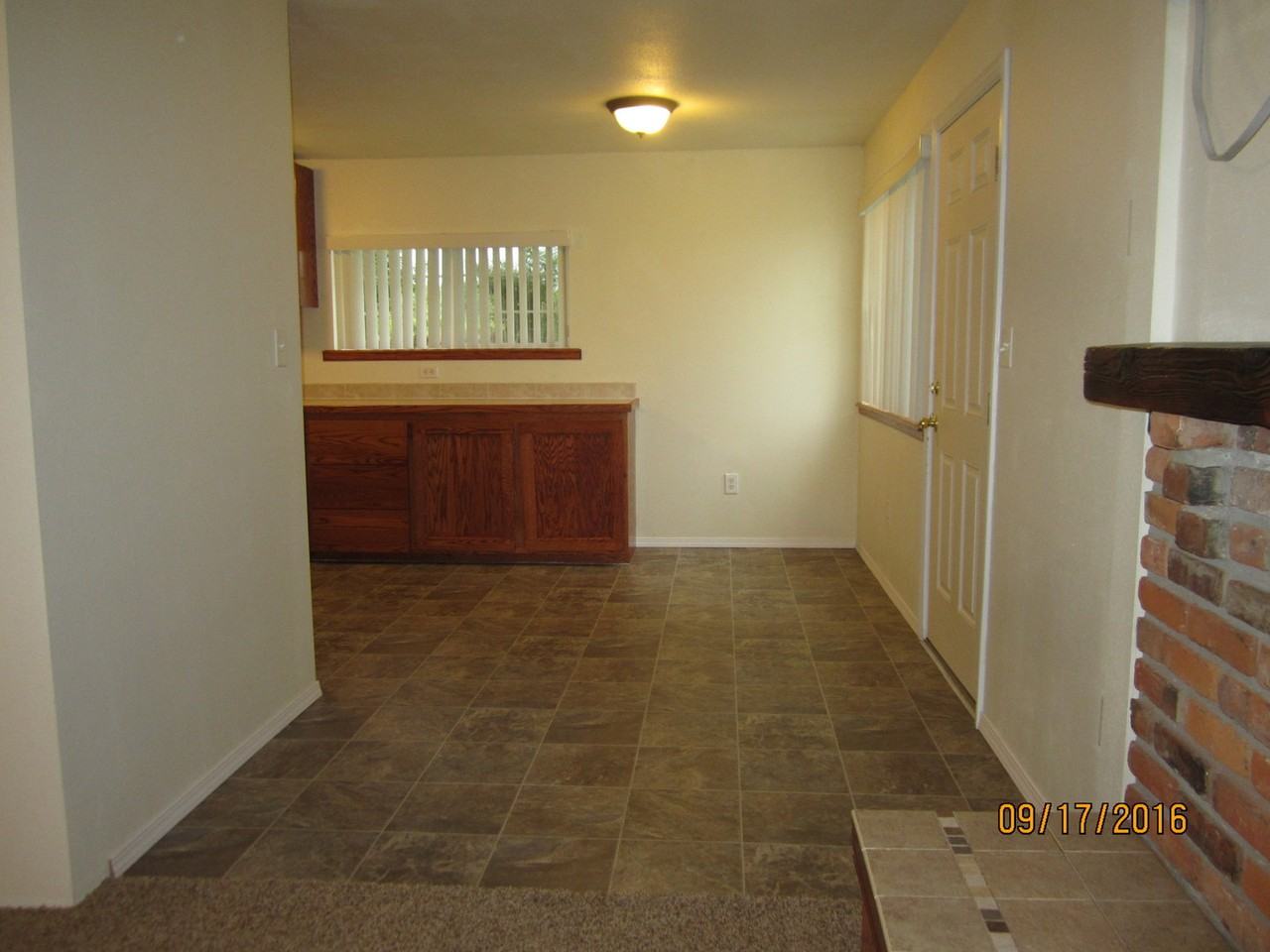 60206 N Evert Rd - Photo 3 of 28