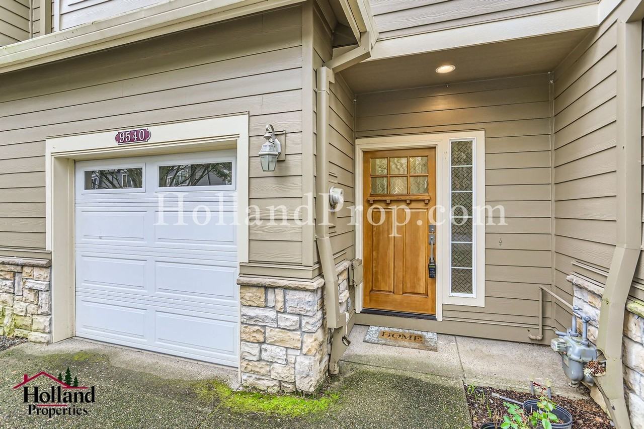 9540 Sw Lodestone Dr - Photo 2 of 18
