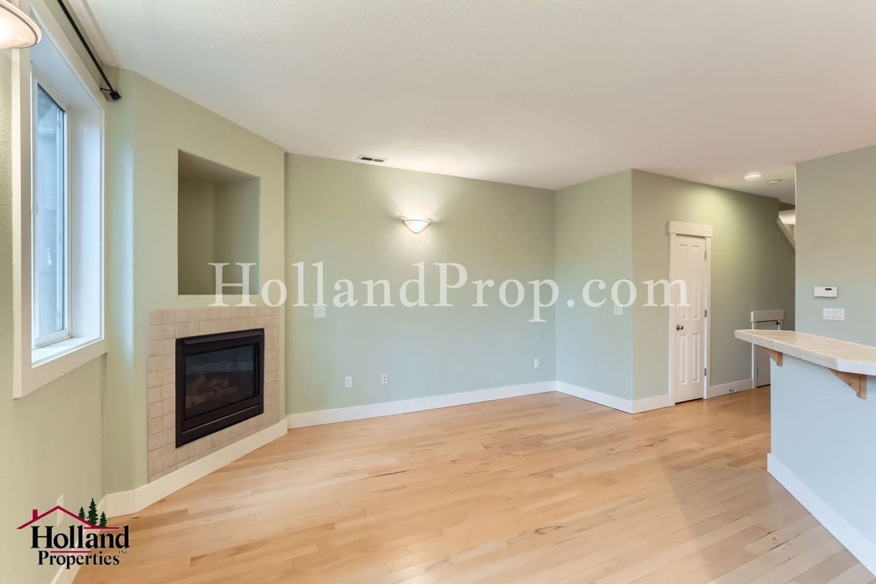 9540 Sw Lodestone Dr - Photo 4 of 18