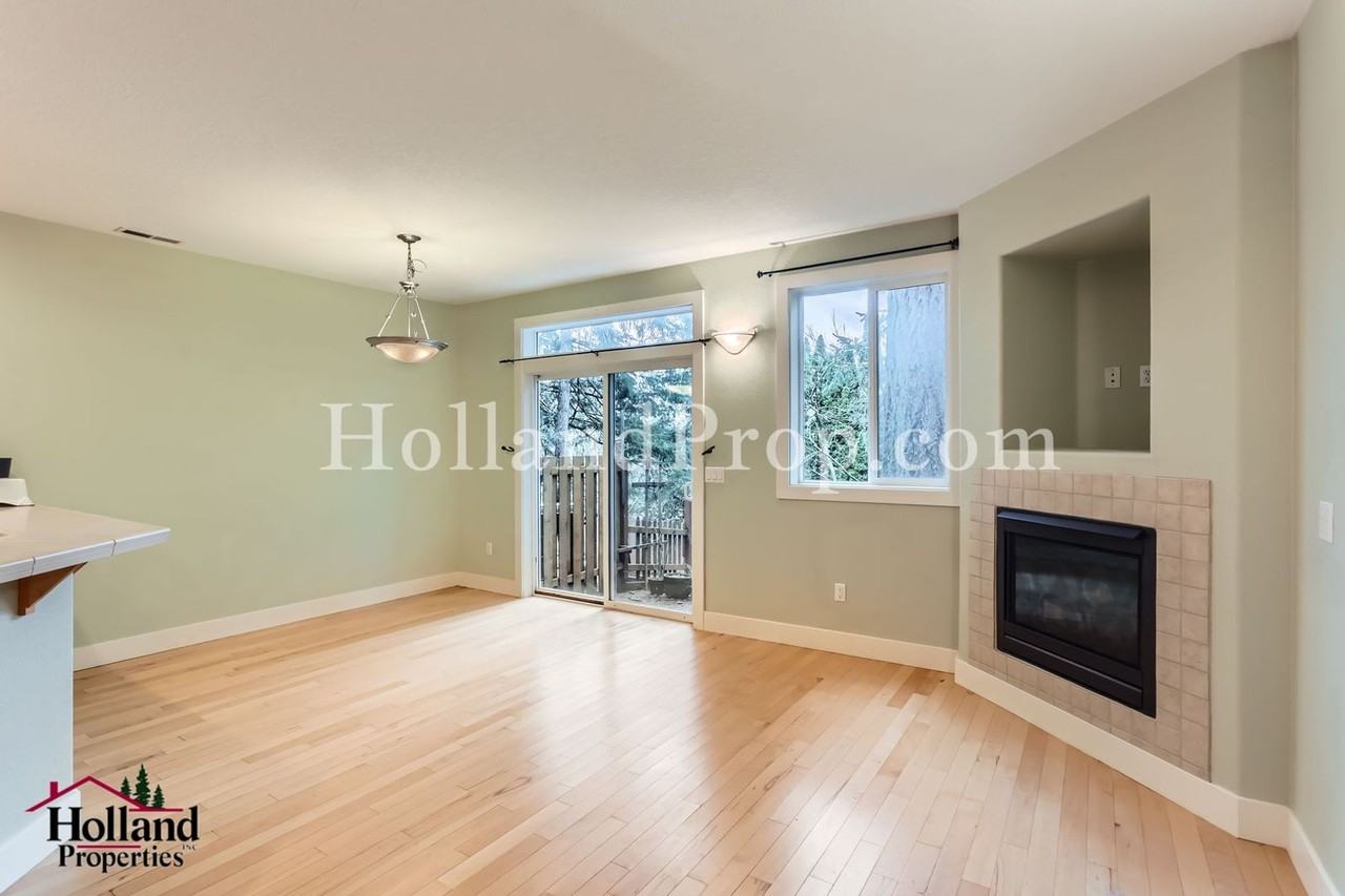 9540 Sw Lodestone Dr - Photo 5 of 18