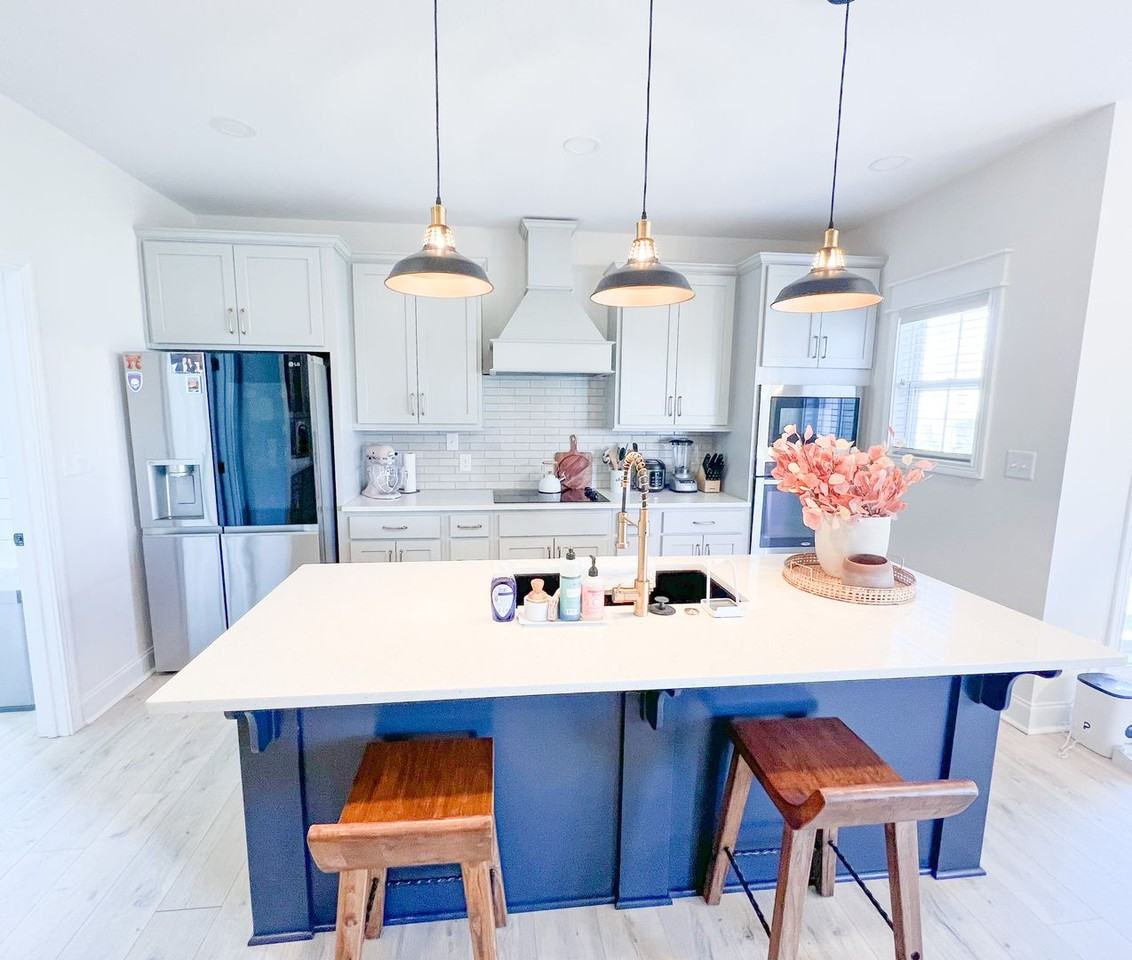 584 Dexter Dr - Photo 5 of 29