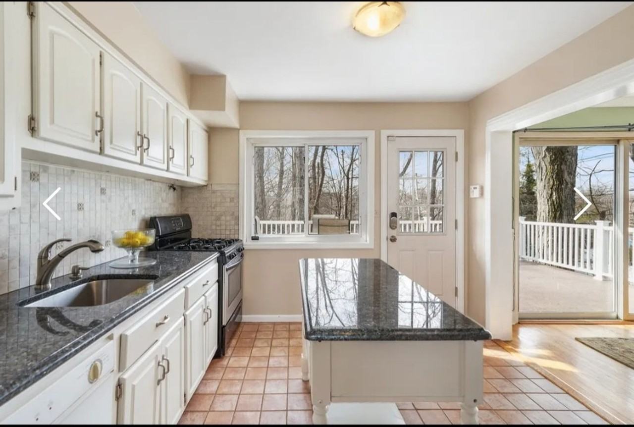 1 Skytop Rd - Photo 2 of 19