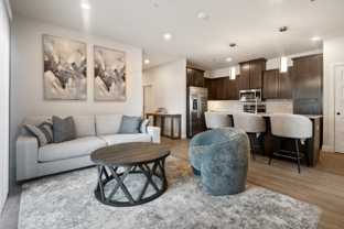 1507 Sw Aileron Cir #302 - Photo 1 of 1