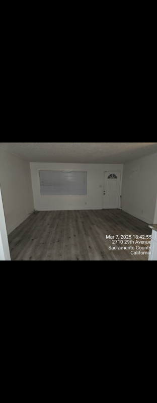 2710 29th Ave - Photo 3 of 15