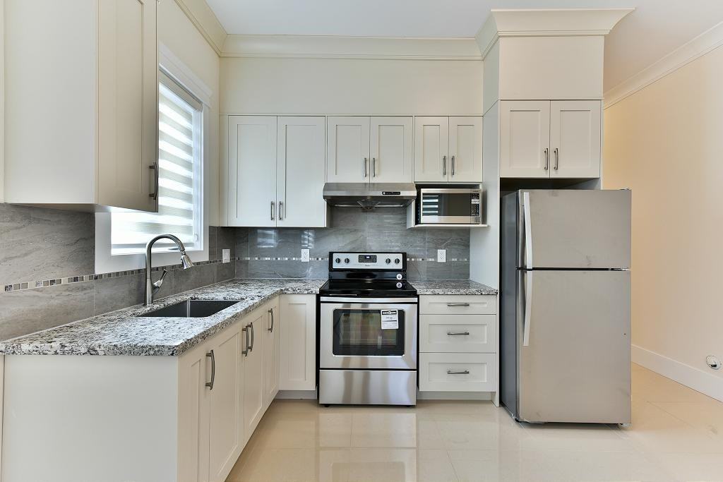 11180 Seaham Crescent - Photo 3 of 7