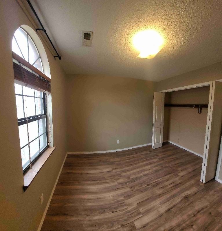 2700 Poppy Way - Photo 3 of 6