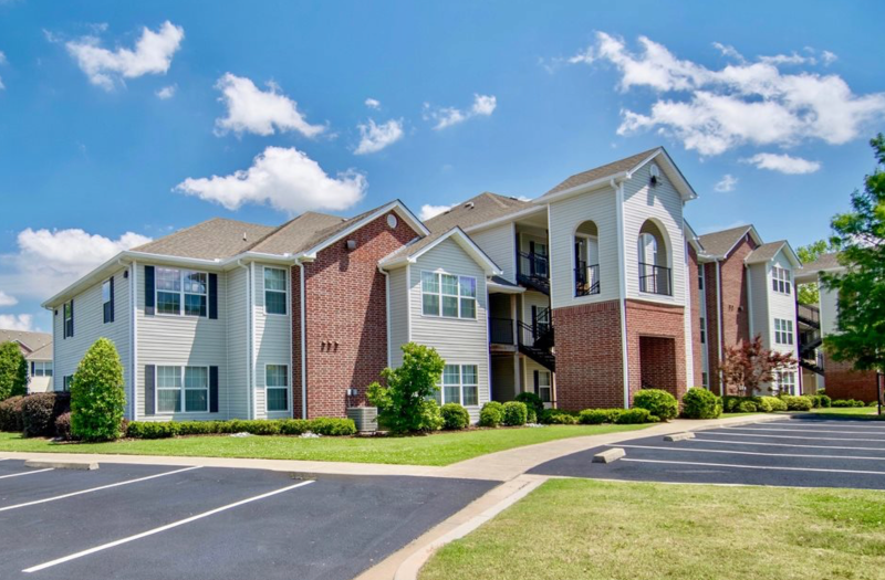 3390 N Lumpkin Rd #1206 - Photo 2 of 20