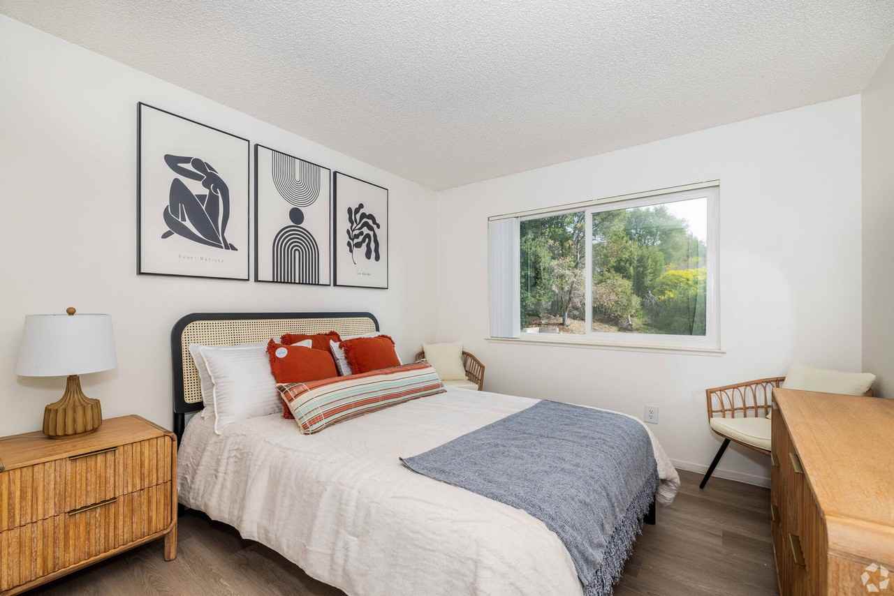 Westridge at Hilltop Apartments - Photo 2 of 32